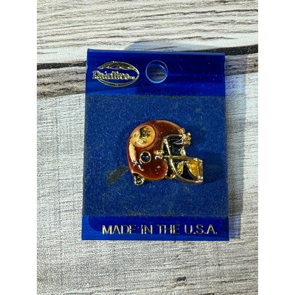 Vintage NFL Washington Redskins Football Helmet Collectible Pin Made in USA
